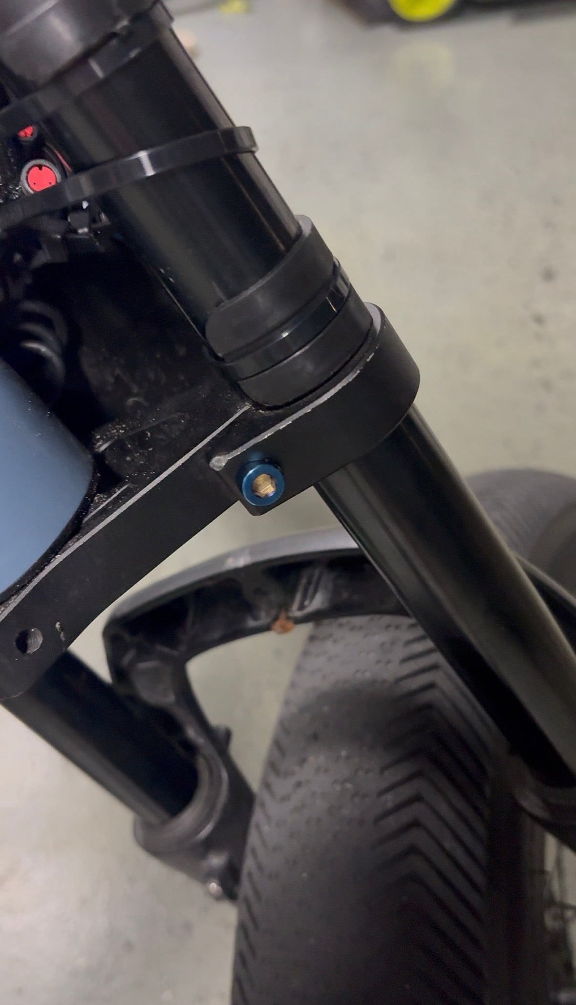 triple clamp bolts