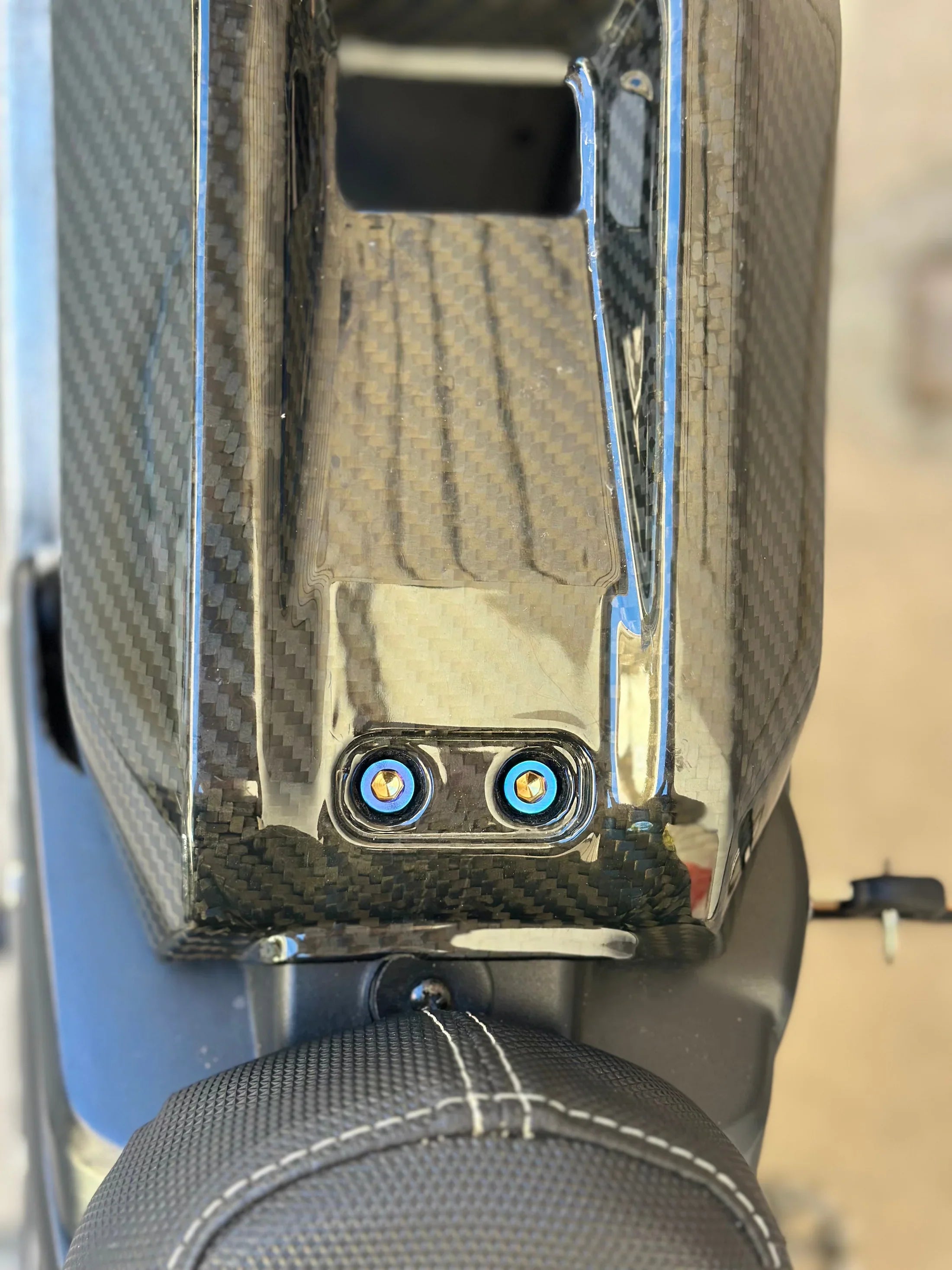 Battery Lid Bolts